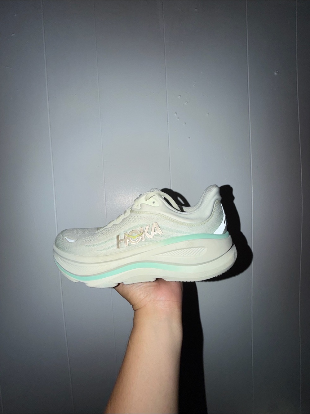 Women HOKA Bondi 9 Cream shoes Size 11
